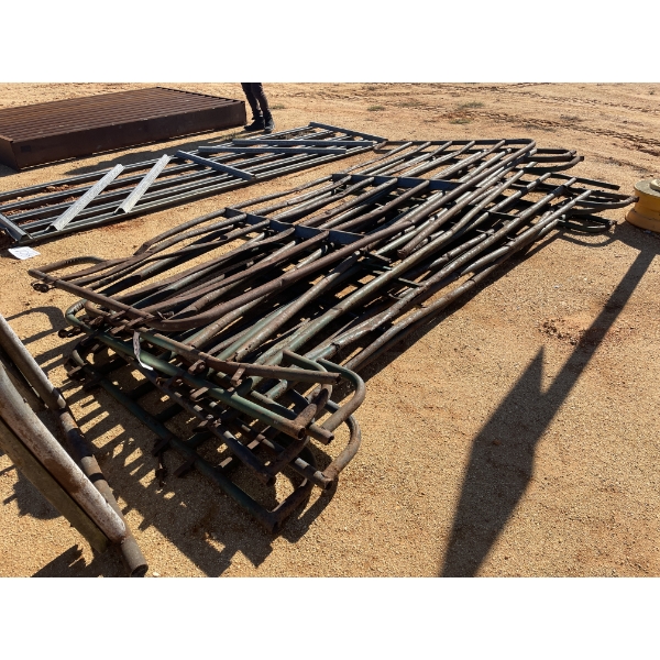 (6) 12' GATE CATTLE PANELS