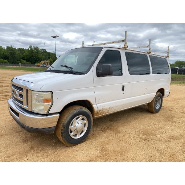 2011 FORD ECONOLINE Cargo Van