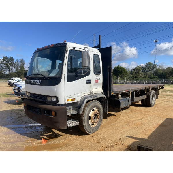 2000 ISUZU FTR Flatbed Truck