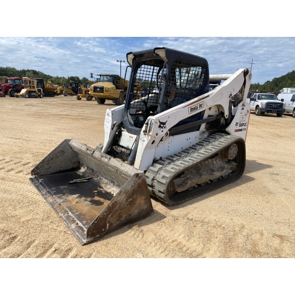 2016 BOBCAT T750 Skid Steer Loader - Crawler