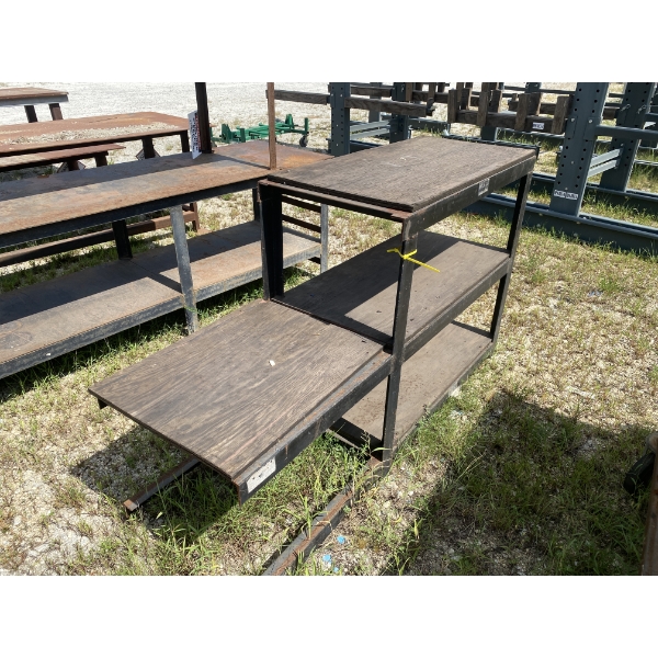 4' X 2' METAL SHELVES