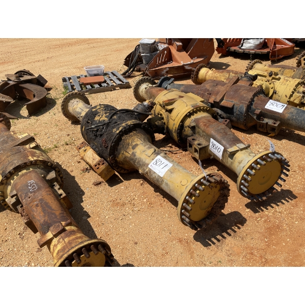 DRIVE AXLE
