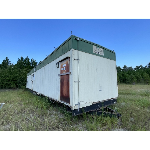 SINGLE WIDE RESTROOM TRAILER