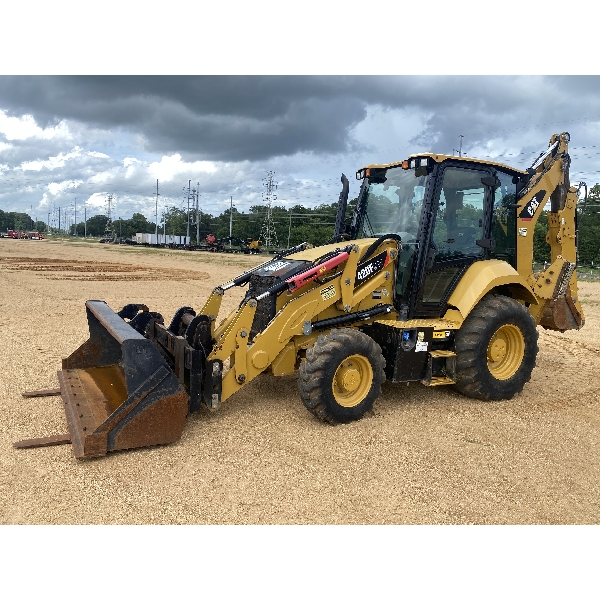 2017 CAT 420F2 IT Backhoe