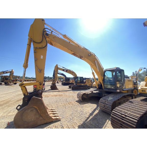 2019 KOBELCO SK300LC-10 Excavator