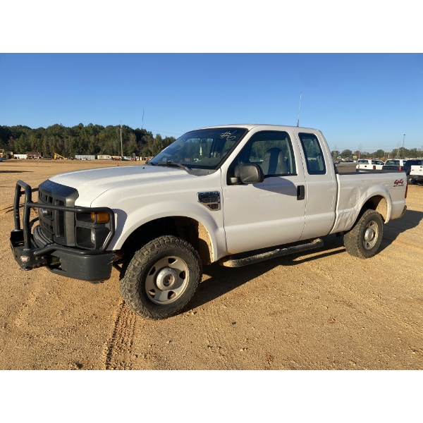 2008 FORD F250 XL Pickup Truck