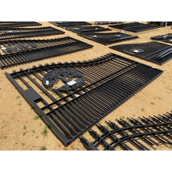 HEAVY DUTY BI-PARTING GATE 20 FT