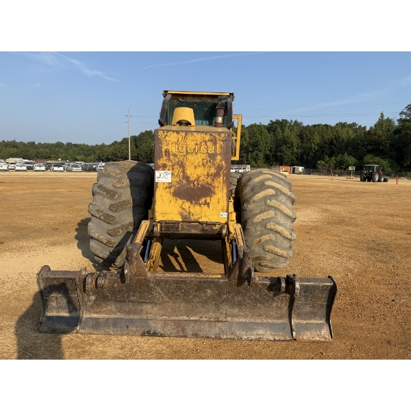 2004 TIGERCAT C640C CLAMBUNK Skidder - J.M. Wood Auction Company, Inc.