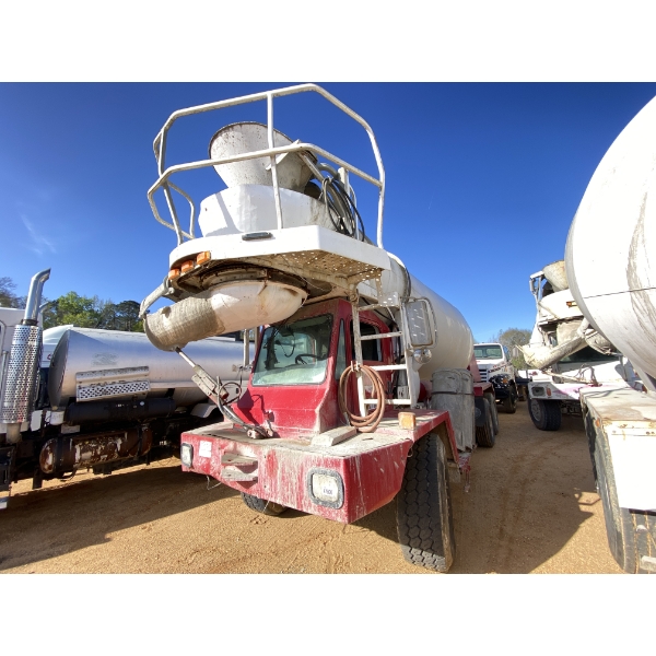 2000 OSHKOSH S SERIES Concrete Mixer / Pump Truck