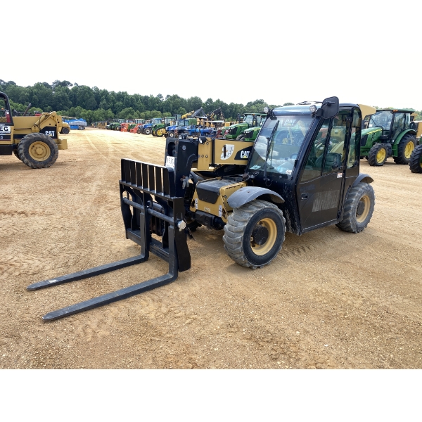 2017 CAT TH255C Forklift - Telehandler