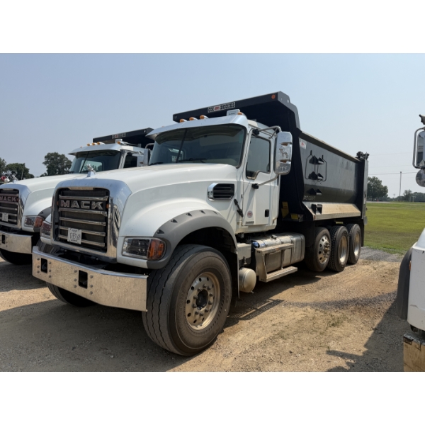 2026 MACK GR64F Dump Truck