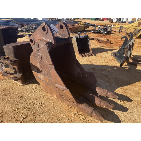 BUCKET, 30", fits excavator