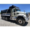 Image 4 : 2022 MACK GR64F Dump Truck