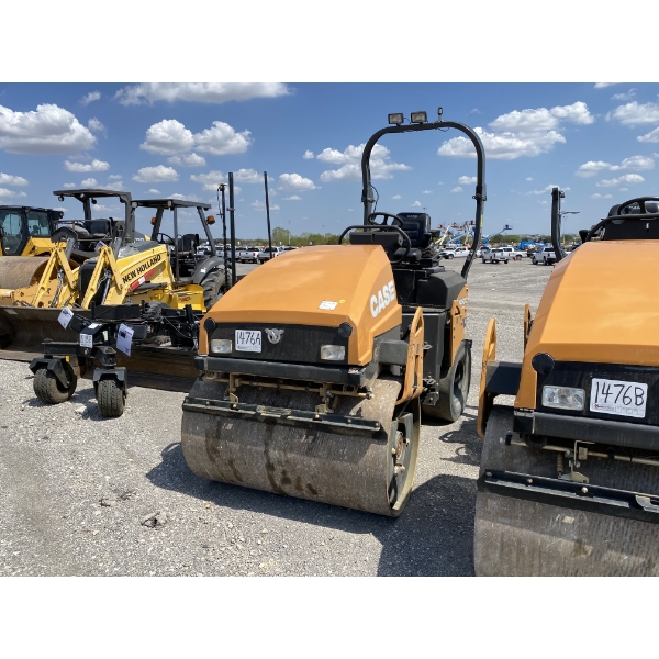 2017 CASE DV45 CC Roller