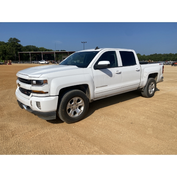 2018 CHEVROLET SILVERADO Z71 Pickup Truck