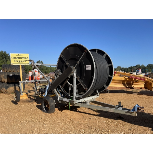 IRRIGATION HOSE REEL TRAILER W/NOZZEL