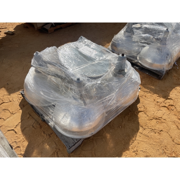 WAREHOUSE LIGHT FIXTURE