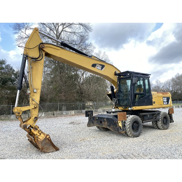 2010 CAT M322D Excavator - Wheel