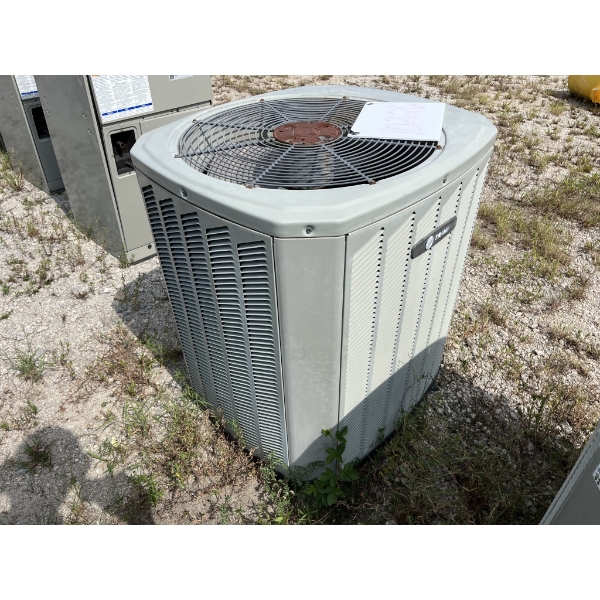 2010 TRANE XB 13 AIR CONDITIONER UNIT