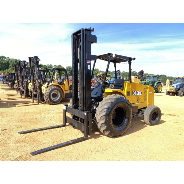 JOHN DEERE 488E ROUGH TERRAIN Forklift - Mast