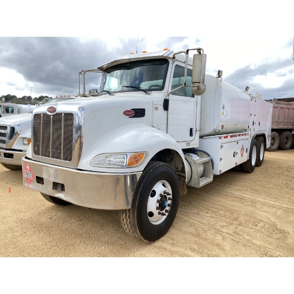 2018 PETERBILT 348 Fuel / Lube Truck