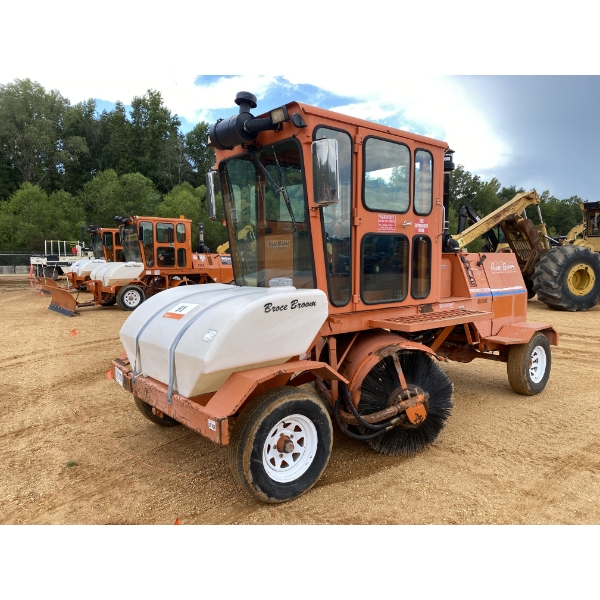 BROCE RJ350 Broom