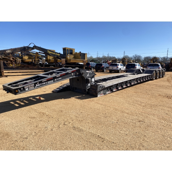 2014 XL SPECIALIZED XL110HDG Lowboy Trailer