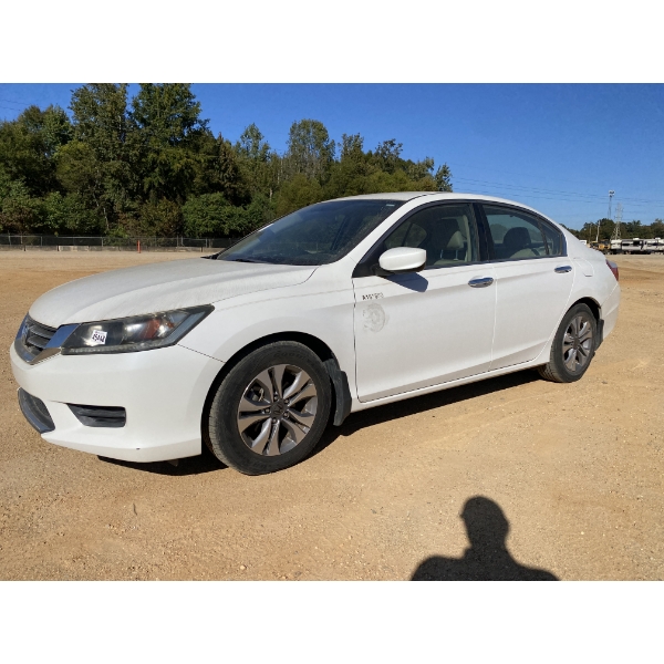 2015 HONDA ACCORD Automobile