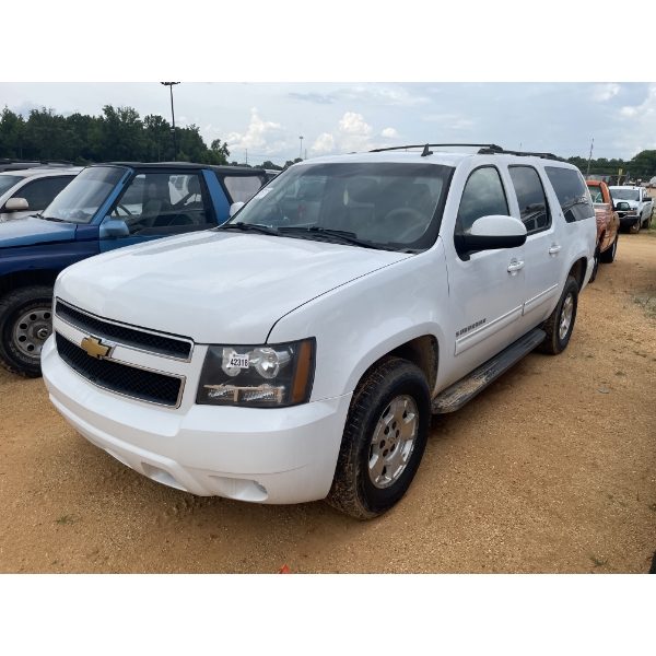 2013 CHEVROLET SUBURBAN LT SUV