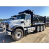 Image 1 : 2026 MACK GR64F Dump Truck