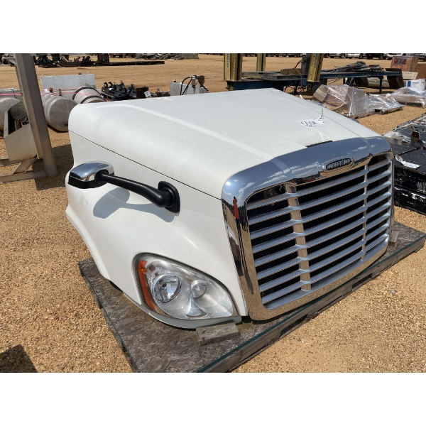 FREIGHTLINER SEMI TRACTOR HOOD