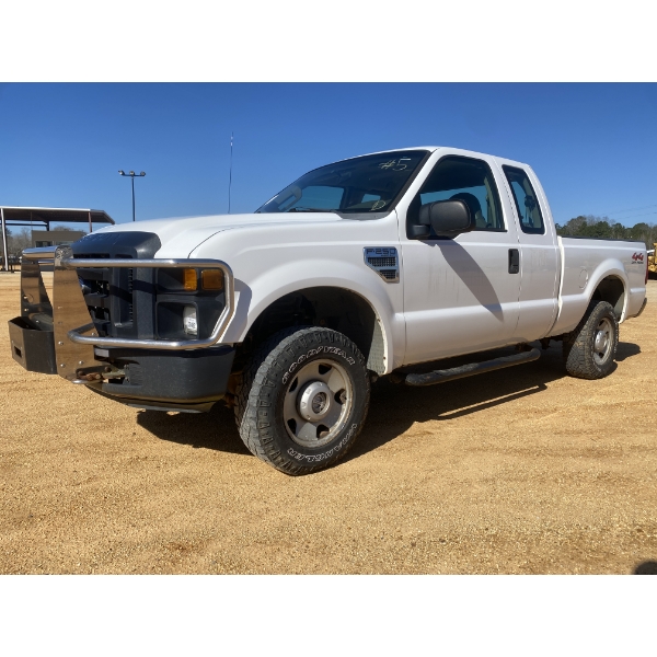 2008 FORD F250 XL Pickup Truck