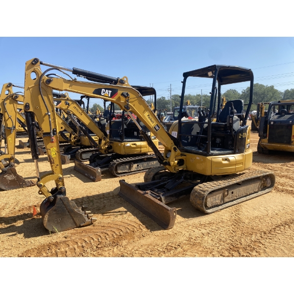 2017 CAT 303.5E2 CR Excavator - Mini