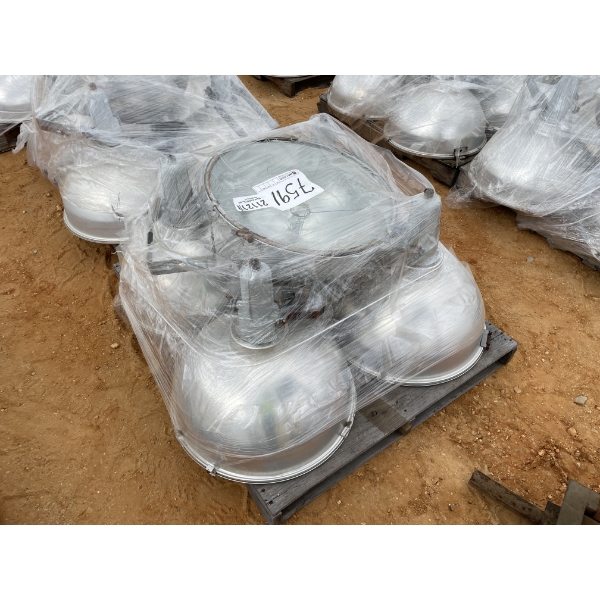 WAREHOUSE LIGHT FIXTURES