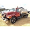 Image 1 : 1995 INTERNATIONAL 4700 Asphalt Distributor Truck