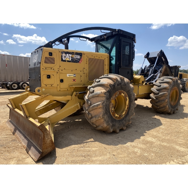 2016 CAT 535D Skidder