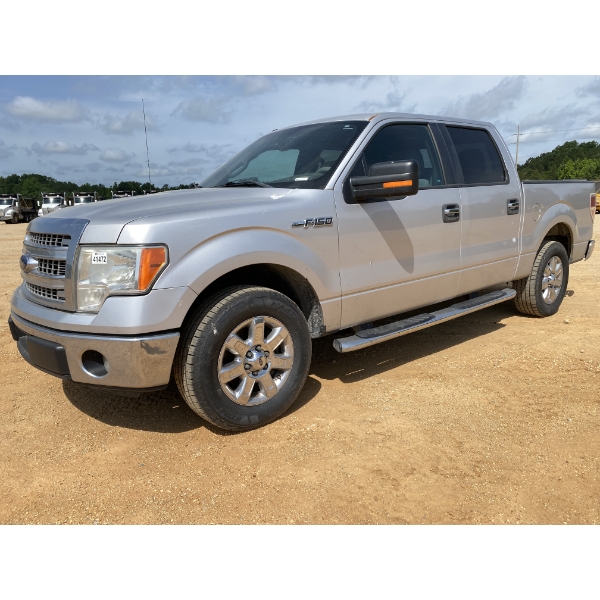 2014 FORD F150 XLT Pickup Truck