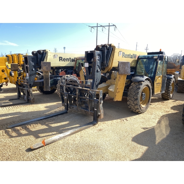 2013 CAT TL1255C Forklift - Telehandler