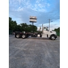 Image 2 : 2026 PETERBILT 567 Roll Off Truck