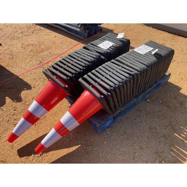 SAFETY CONES, (25 APPROX)