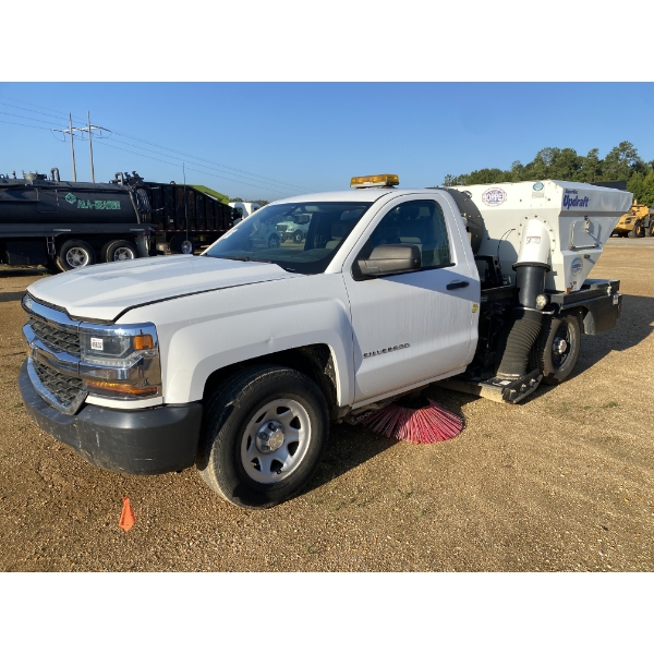 2017 CHEVROLET SILVERADO Sweeper Truck