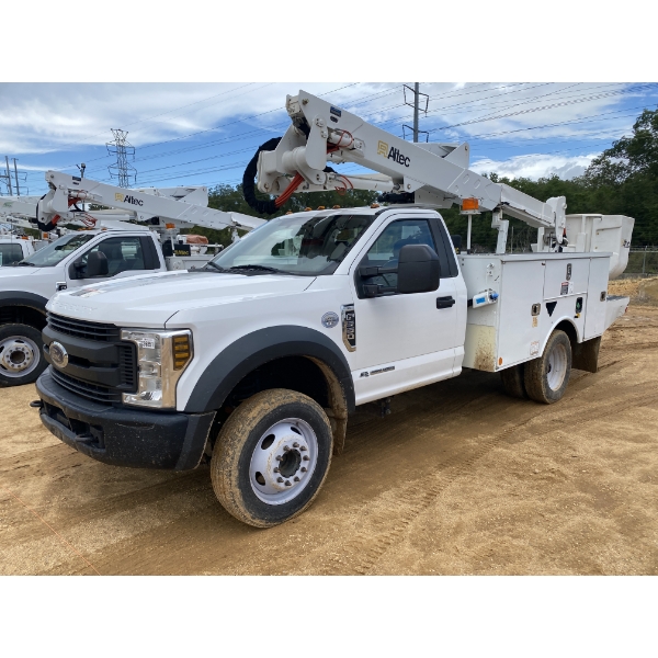 2018 FORD F550 XL Bucket Truck