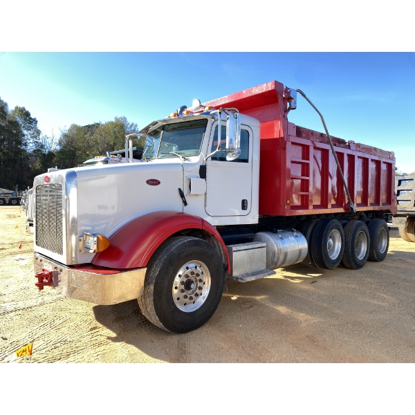 2009 PETERBILT 365 Dump Truck