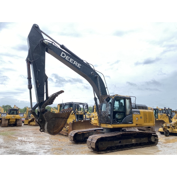 2018 JOHN DEERE 250G LC Excavator