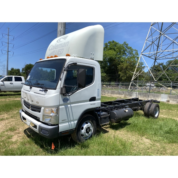 2017 MITSUBISHI FUSE FE160 Cab and Chassis Truck