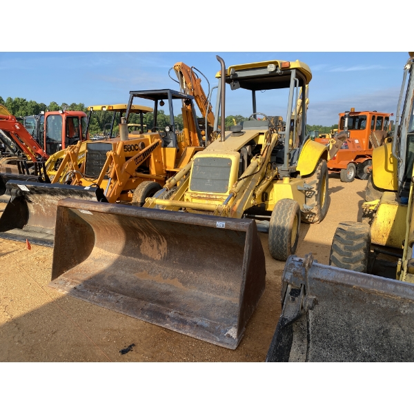 NEW HOLLAND LB75B Backhoe