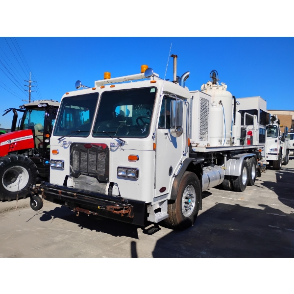 2013 PETERBILT 320 STRIPING TRUCK