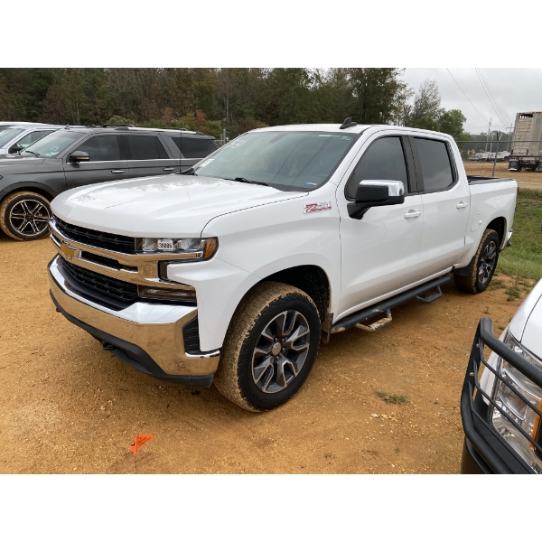 2020 CHEVROLET SILVERADO LT Z71 Pickup Truck
