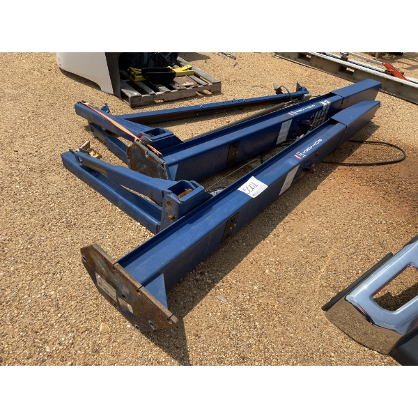 ROTARY CAR LIFT
