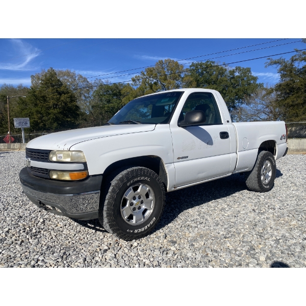 2002 CHEVROLET SILVERADO 1500 Pickup Truck